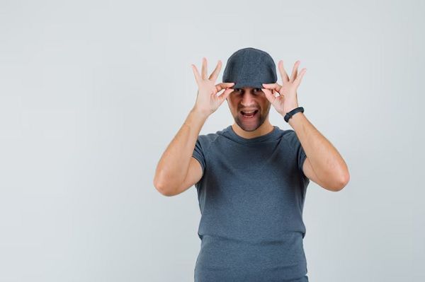 Can I wear a cap after a hair transplant