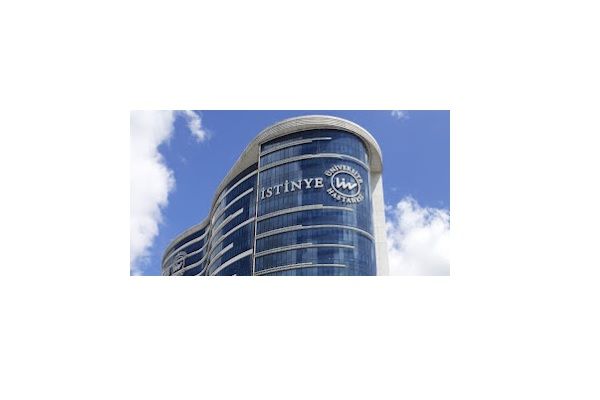 Istinye University Liv Hospital Bahcesehir Logo