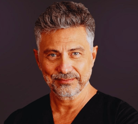 Dr. Arturo González Marlia