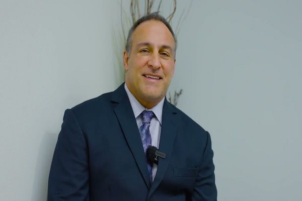 Dr. Craig Jonov