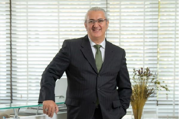 Dr. Ilhan Serdaroglu