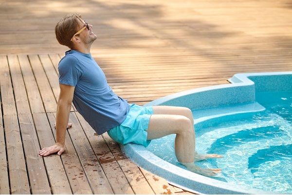 Sind Sommer und Haarausfall miteinander verbunden 2